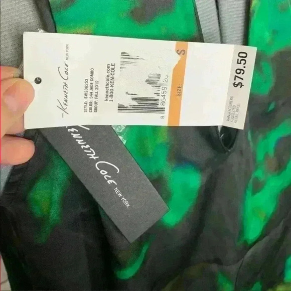 NWT Kenneth Cole High Neck Elastic Waist Blouse - Picture 6 of 8